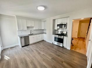 34 Francis St #3, Waltham, MA 02451