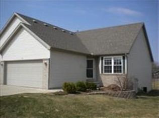 14 Ashling Ct, Bloomington, IL