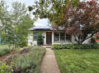 1866 Virnankay Cir, Ann Arbor, MI 48103