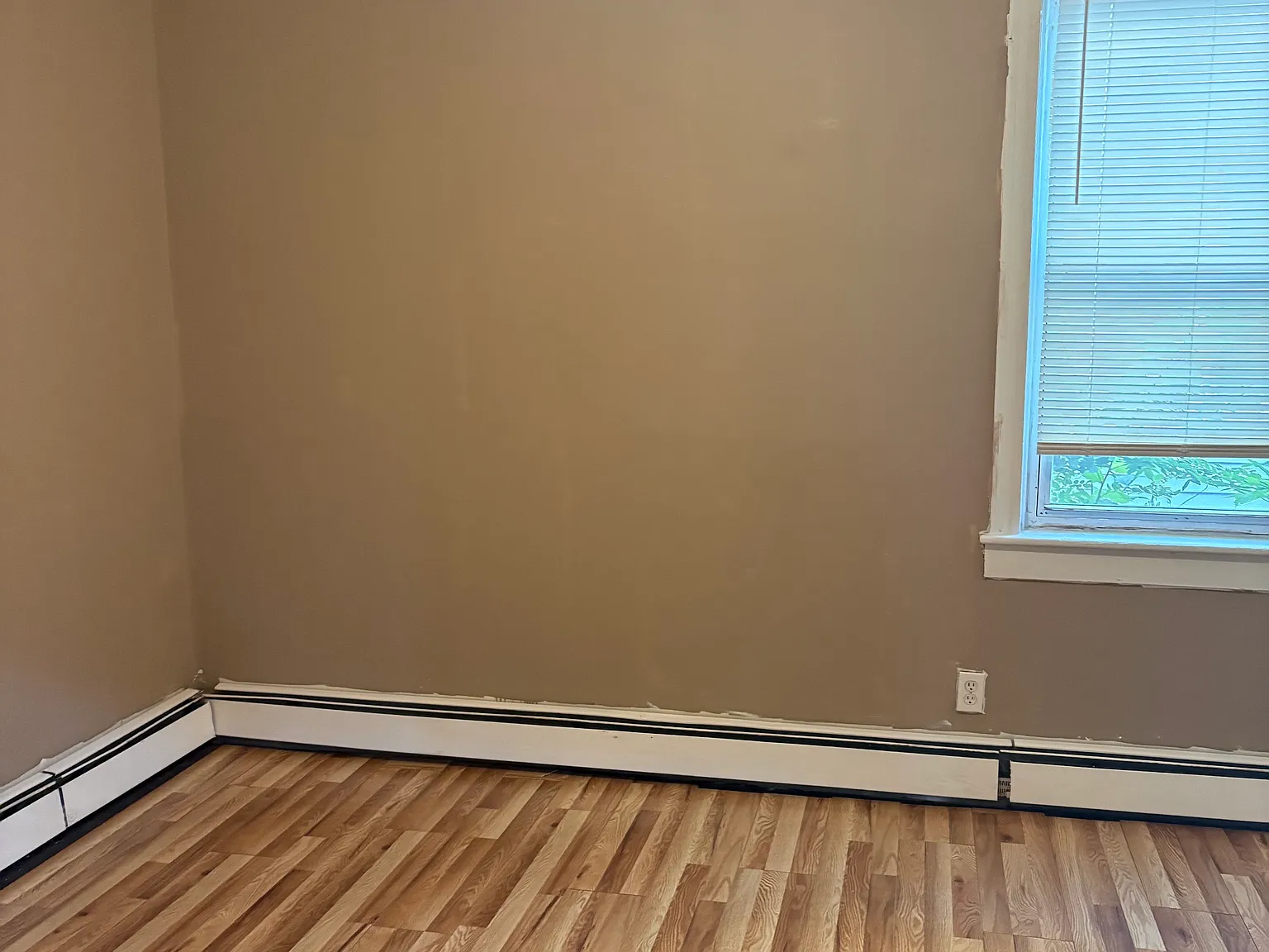2 bed, 961 sqft, $1,800 — Photo 4