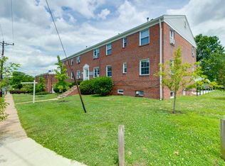 131 S Courthouse Rd APT 6, Arlington, VA 22204