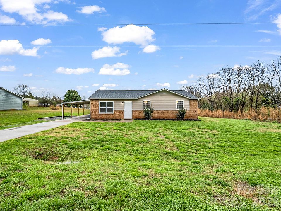 1st image of 313 Harrill Rd