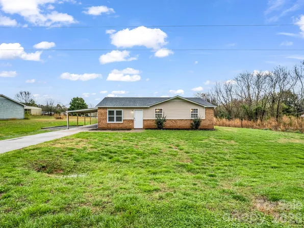 313 Harrill Rd, Forest City, NC 28043