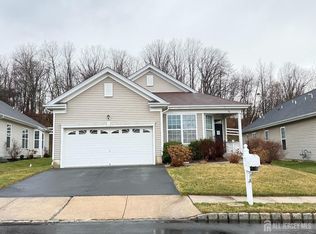 76 Prusakowski Blvd, Parlin, NJ 08859
