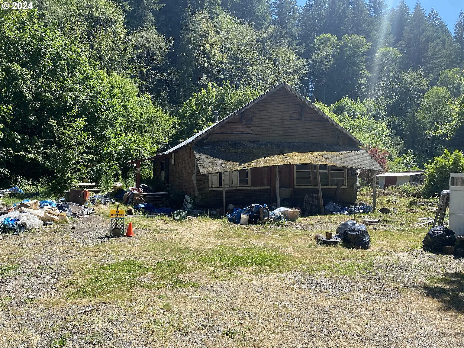 39636 Row River Rd photo 1