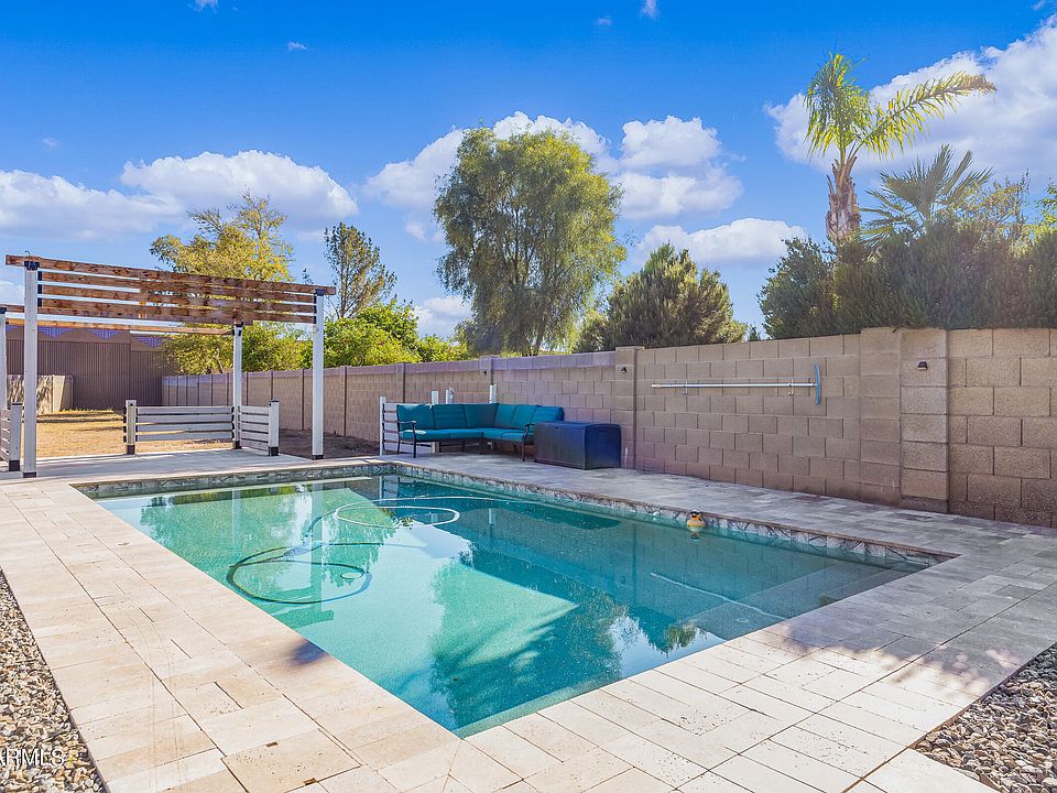 1st image of 3721 W GERONIMO Street
