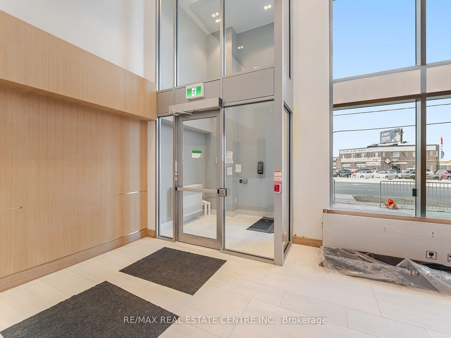 2 bed, $1,800 — Photo 3