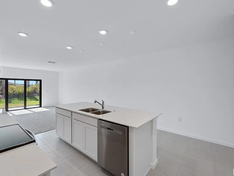 1816 Vanora Ln — Photo 9