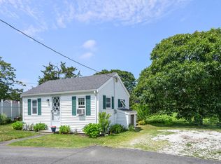 152 School St UNIT 4, West Dennis, MA 02670