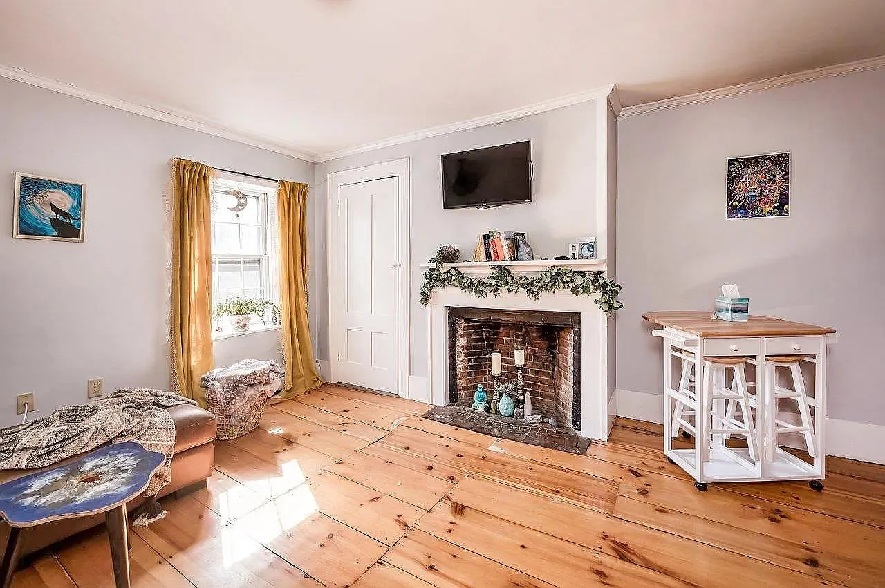 1 bed, 550 sqft, $2,050 — Photo 2