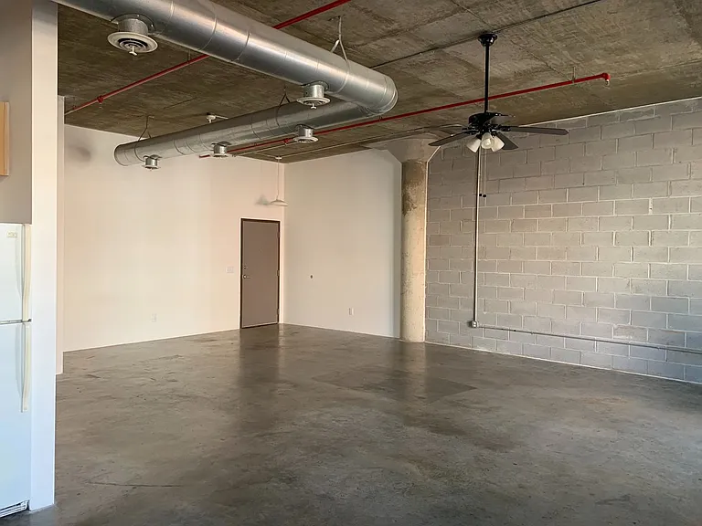 Ice House Lofts — Photo 40