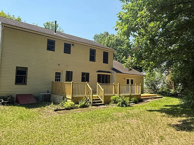 60 Sherwood Trl — Photo 3