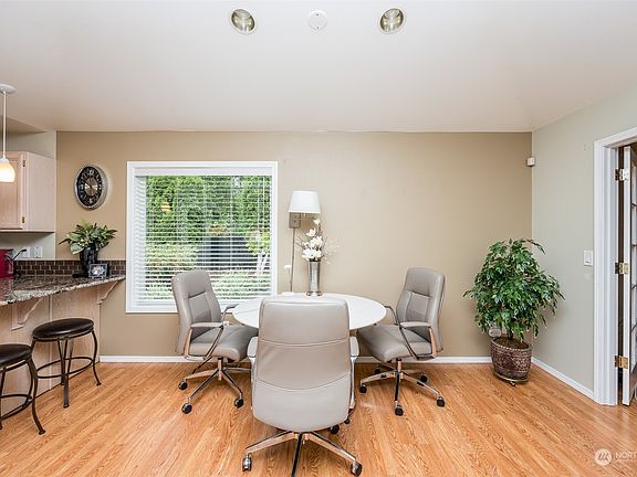 4th image of 10501 139th Street Ct E