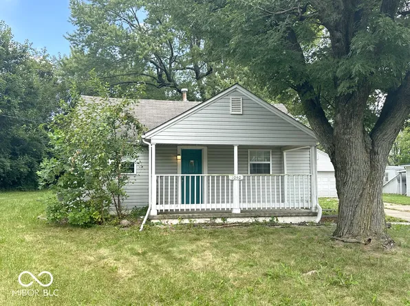 1040 Alhambra Dr, Anderson, IN 46012