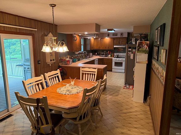 4th image of 10641 Park Ln