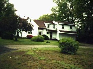 528 Brookside Dr, Fairfield, CT 06430