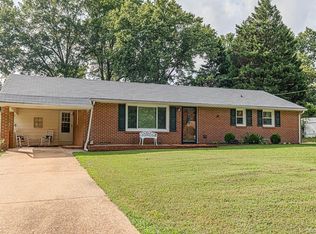 7441 Seven Springs Rd, Mechanicsville, VA 23111