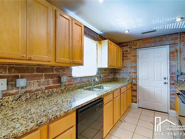 36 Daniel St SE #7 — Photo 7