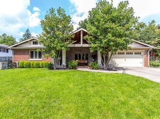 517 Clinton Rd, Lexington, KY 40502