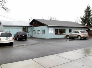 885 Shafer Ln, Medford, OR 97501