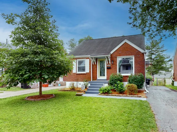 1630 Deer Ln, Louisville, KY 40205