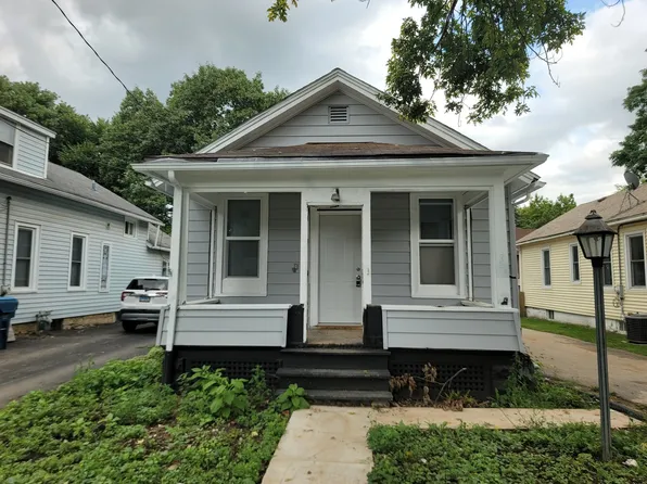 322 Hinman St, Aurora, IL 60505