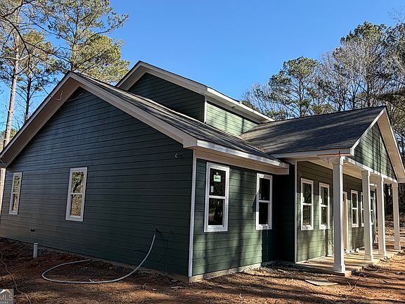 2nd image of 306 Field Rd