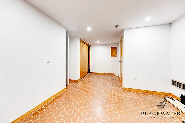 Rented by Blackwater Associates Inc. | media 45