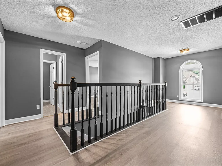 212 Trey Ct — Photo 30