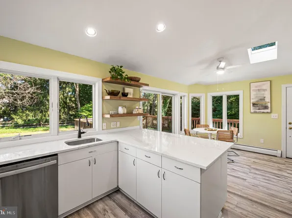 345 Vassar Ave, Swarthmore, PA 19081