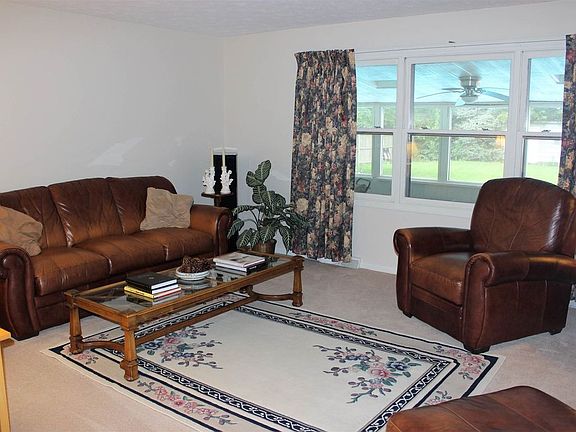 4th image of 1024 Westridge Cir