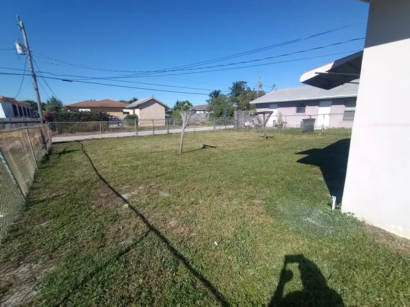 132 SW 12th Ave, Delray Beach, FL 33444