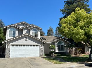 4242 Summerfield Dr, Turlock, CA 95382