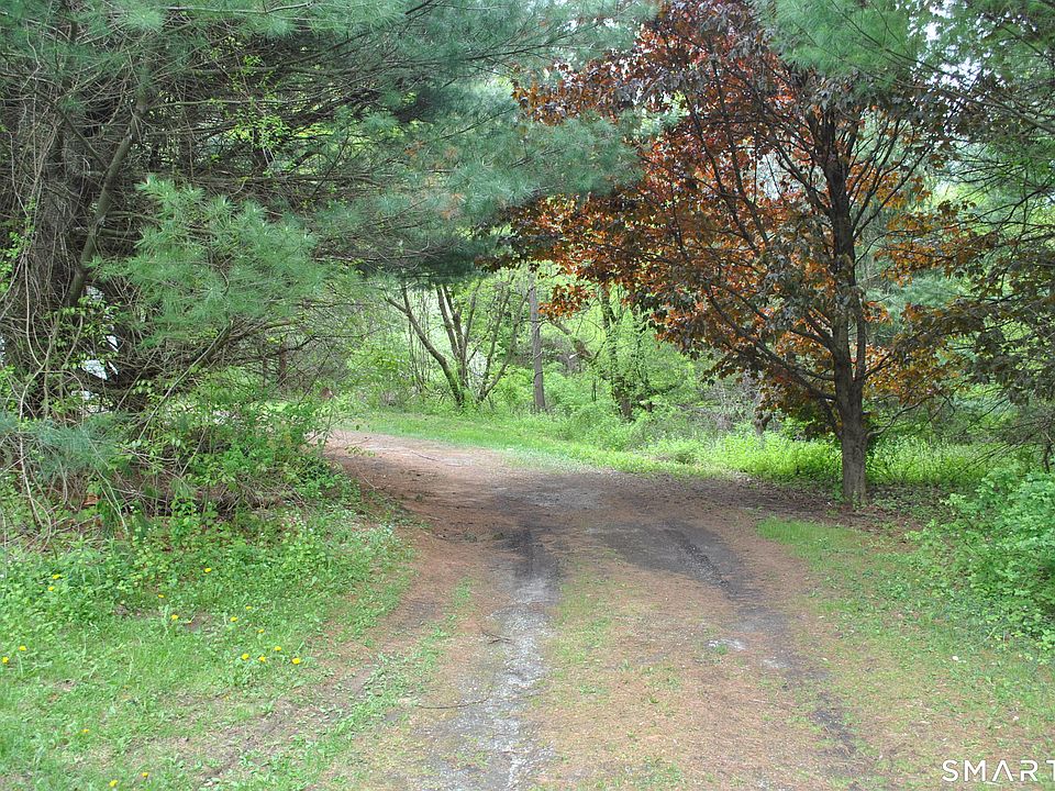 1st image of 27 Litchfield Turnpike