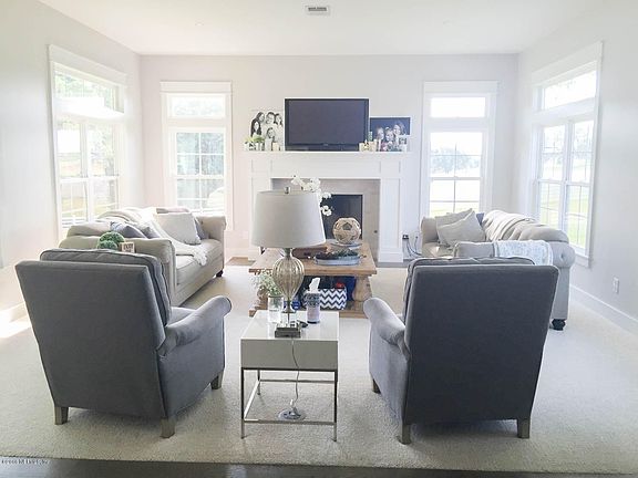 2nd image of 1272 WALTER Avenue SW