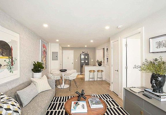 4th image of 60 E 12th St APT 5H