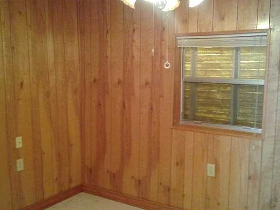 5th image of 6871 NW 29th St