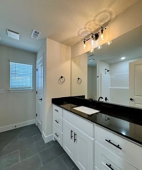 69 Stoneykirk Dr — Photo 16