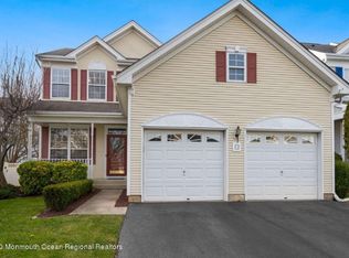 13 Pinehurst Dr, Manalapan, NJ 07726