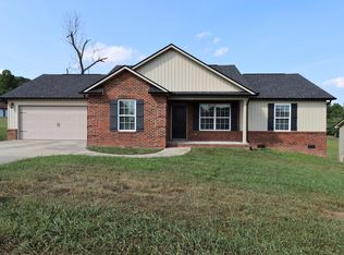 6704 McKinnon Ridge Ln, Knoxville, TN 37918