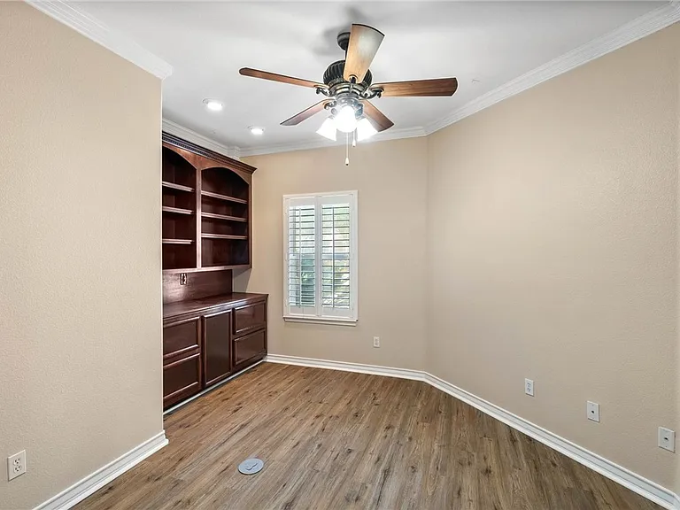 6206 Queen Jane St — Photo 10
