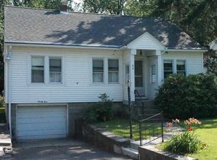 94 New Shaker Rd, Albany, NY 12205