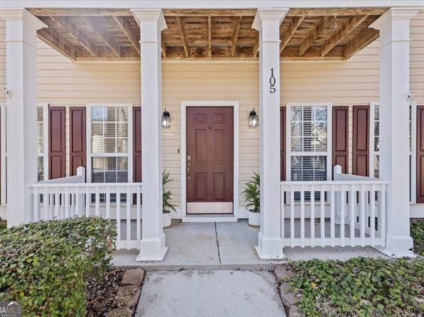 105 High Point North Dr, Newnan, GA 30265