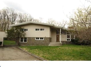 301 Clairemont Rd, Villanova, PA 19085