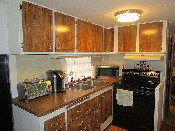 2nd image of 4860 E Main St #T136