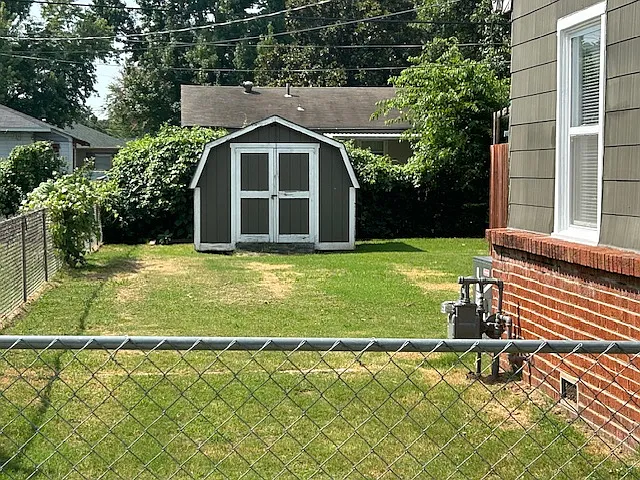 1504 E 49th Pl — Photo 21