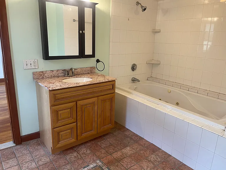 22 Sheffield Ave #1 — Photo 13