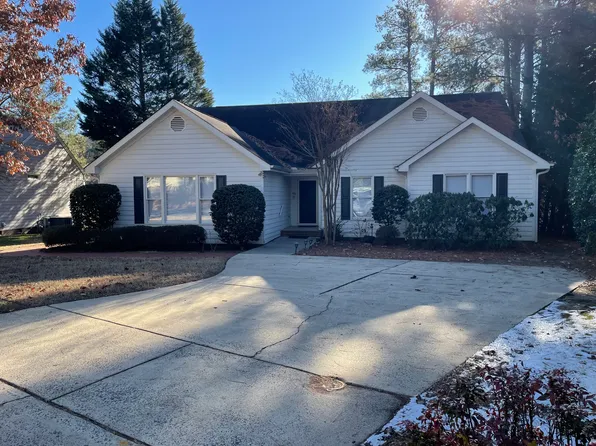 96 Lakeshore Dr, Durham, NC 27713