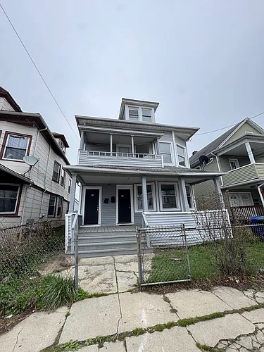 88 6th St #2B Photo 1