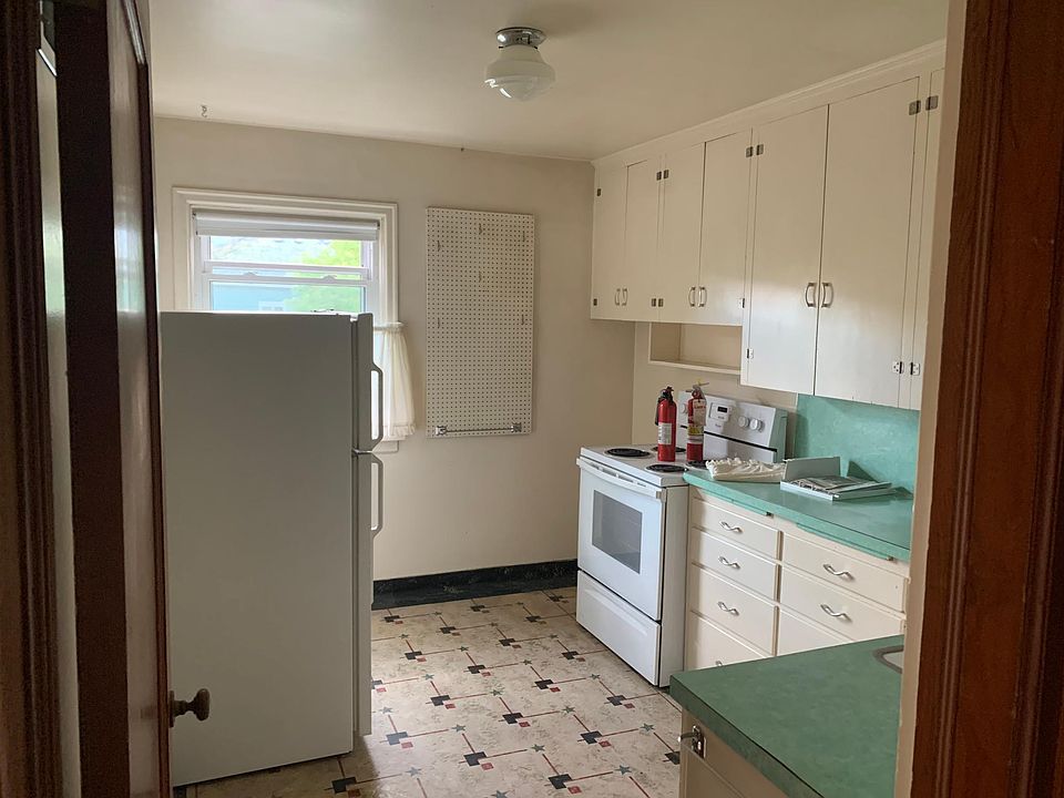 1st image of 336 S 5th St W #3